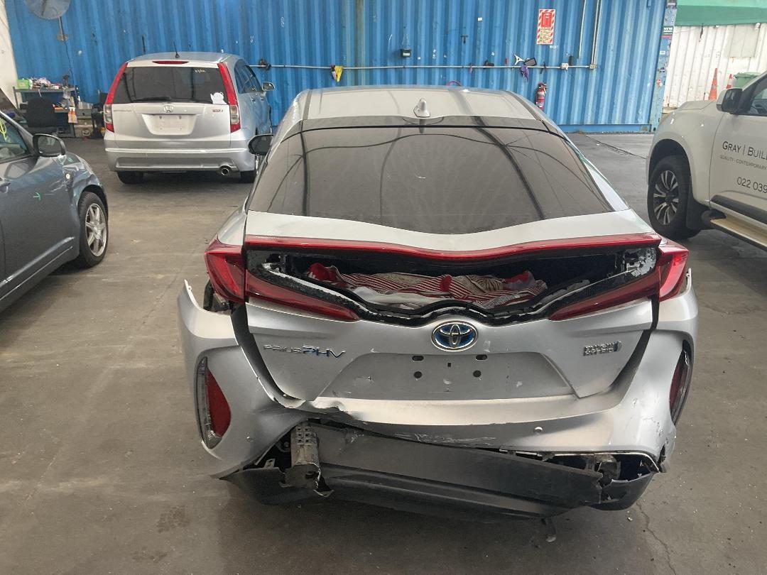 Photo '11' of Toyota Prius