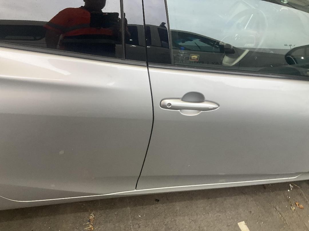 Photo '15' of Toyota Prius