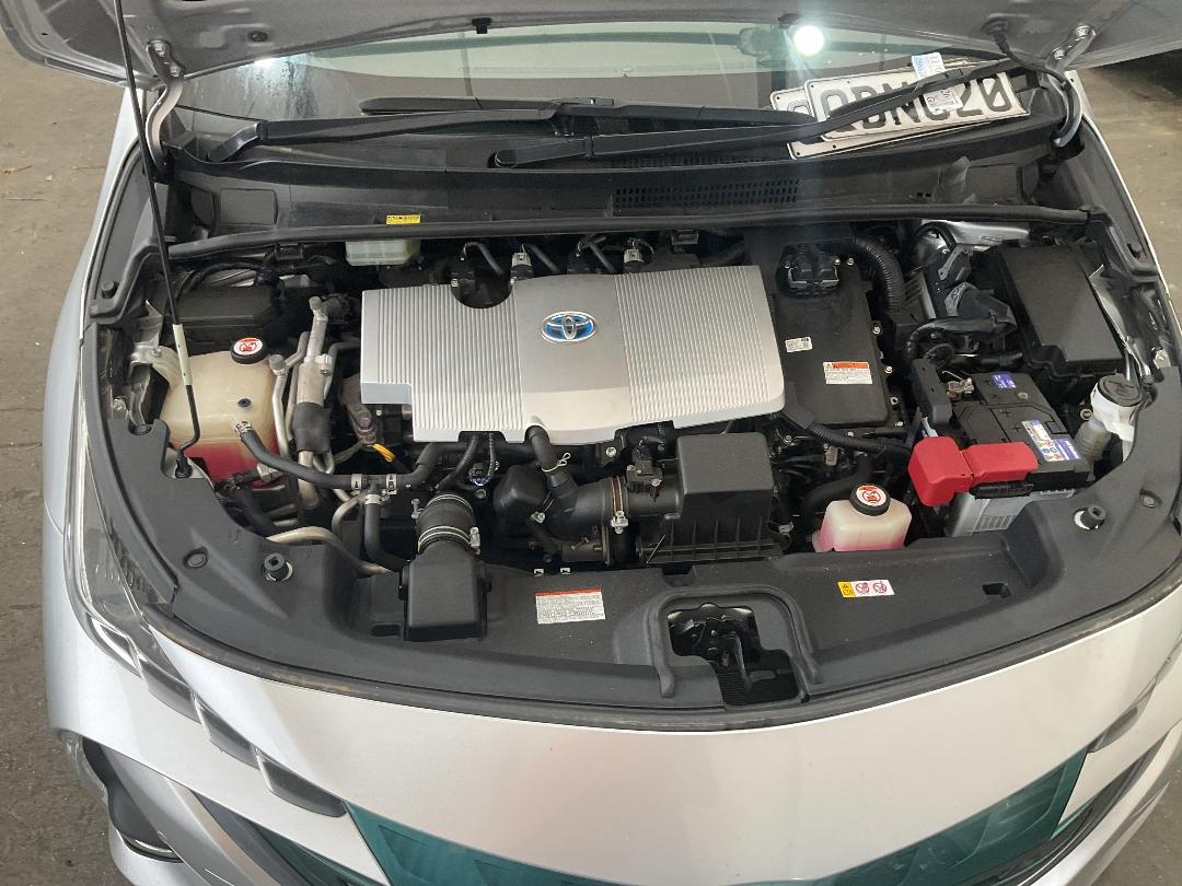 Photo '18' of Toyota Prius