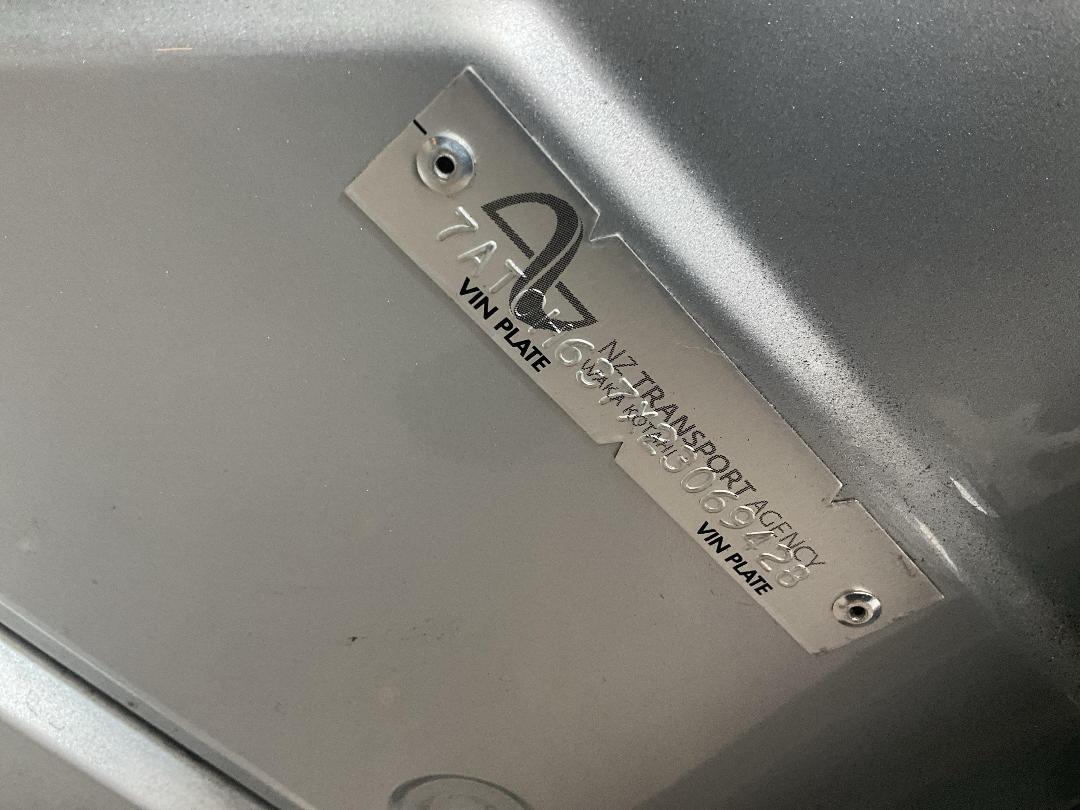 Photo '19' of Toyota Prius