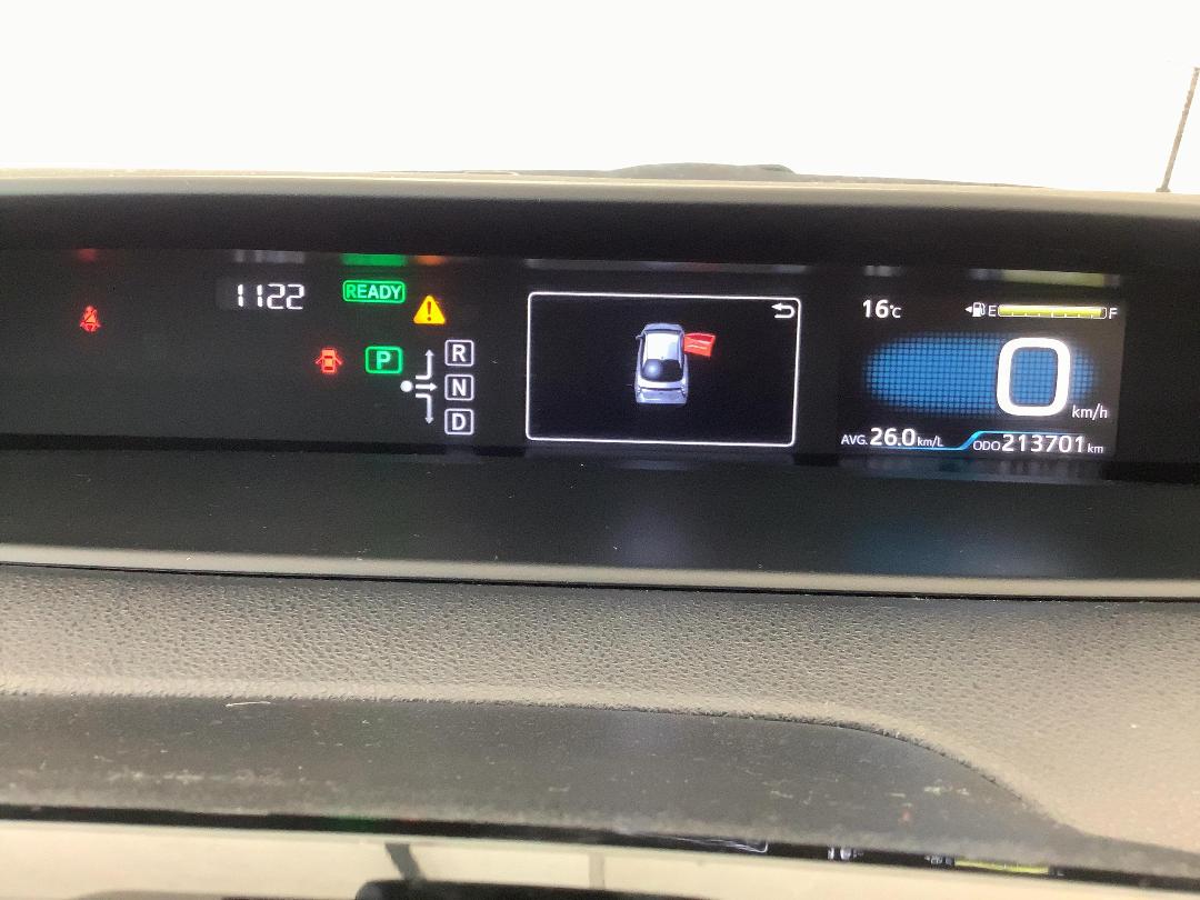 Photo '15' of Toyota Prius Hybrid Photo '15' of Toyota Prius Hybrid