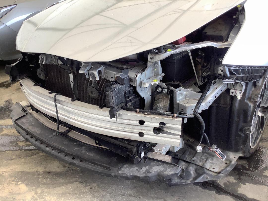 Photo '3' of Toyota Prius Hybrid Photo '3' of Toyota Prius Hybrid