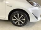 Thumbnail '9' of Toyota Prius C