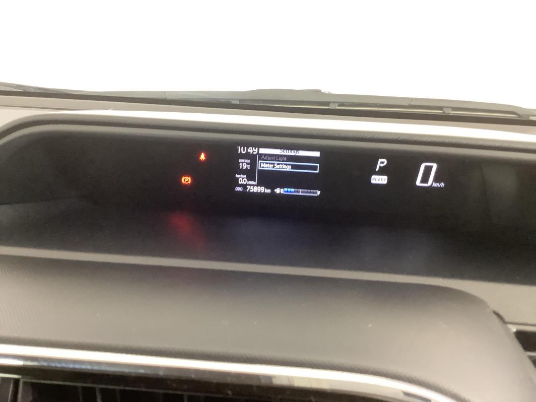 Photo '21' of Toyota Prius C