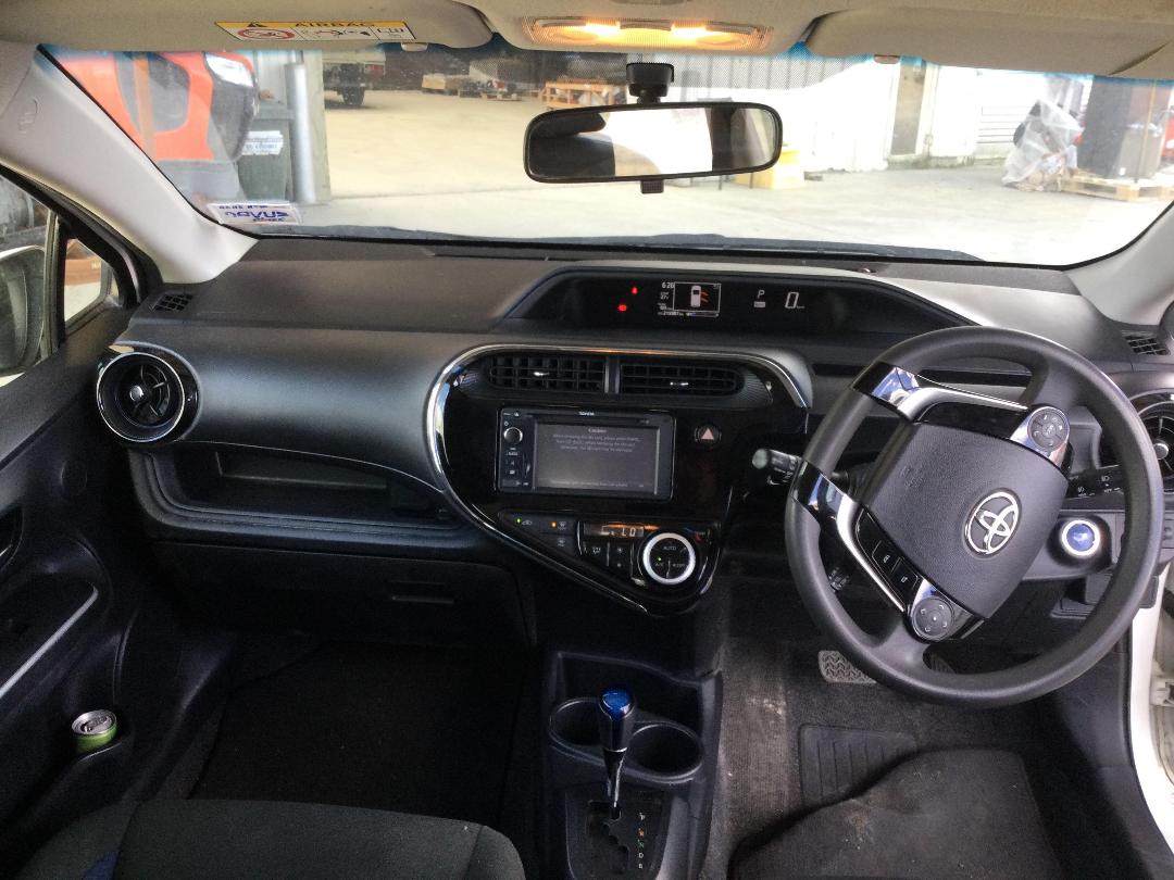 Photo '16' of Toyota Prius C GX Photo '16' of Toyota Prius C GX