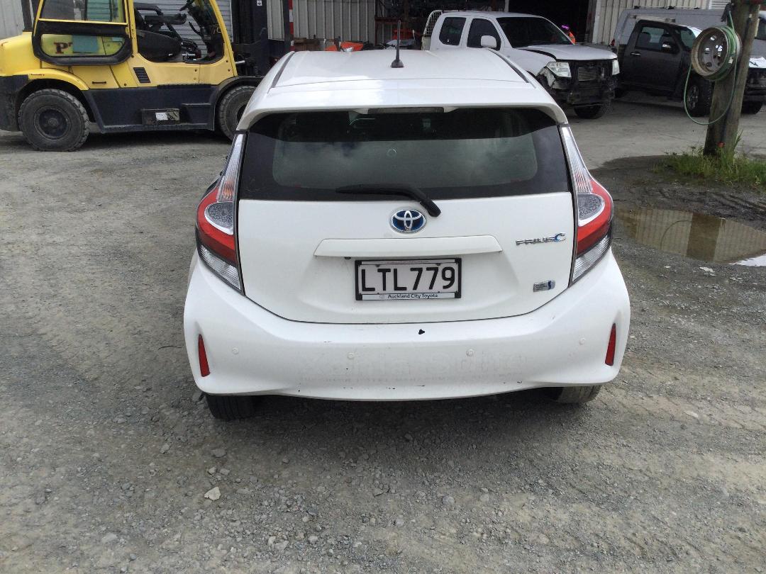 Photo '6' of Toyota Prius C GX Photo '6' of Toyota Prius C GX