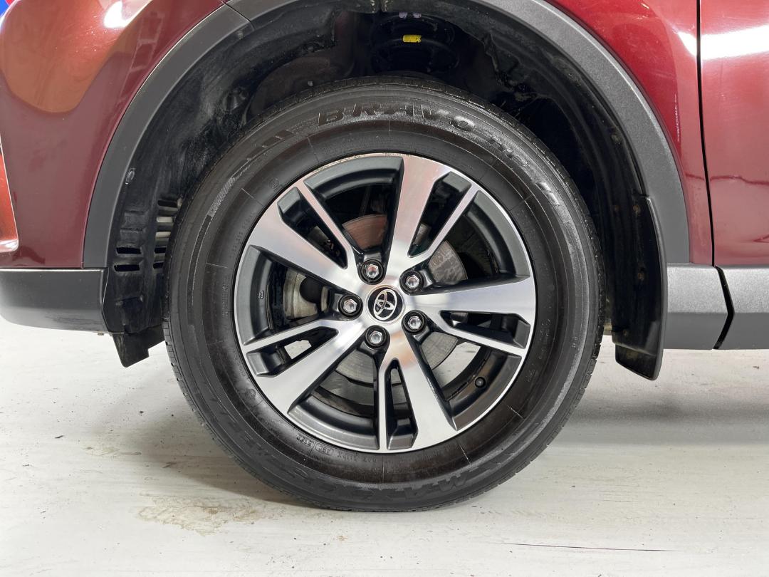 Photo '10' of Toyota Rav4