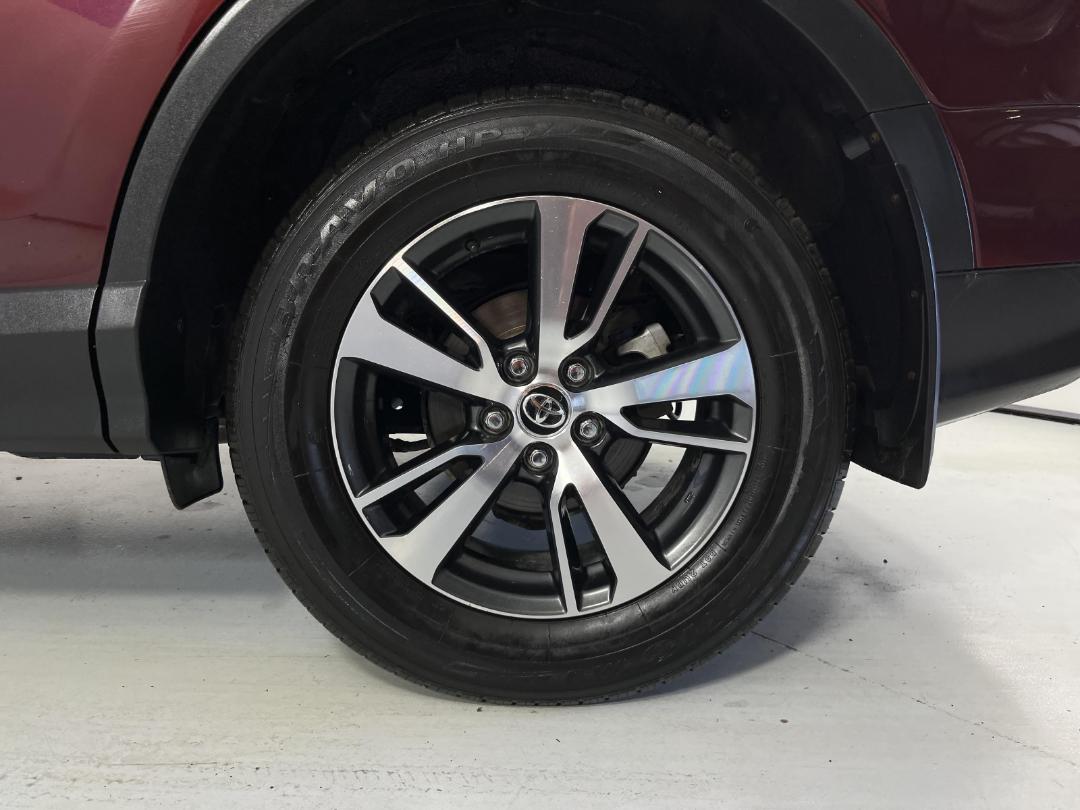 Photo '11' of Toyota Rav4