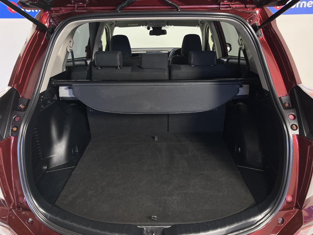 Photo '14' of Toyota Rav4