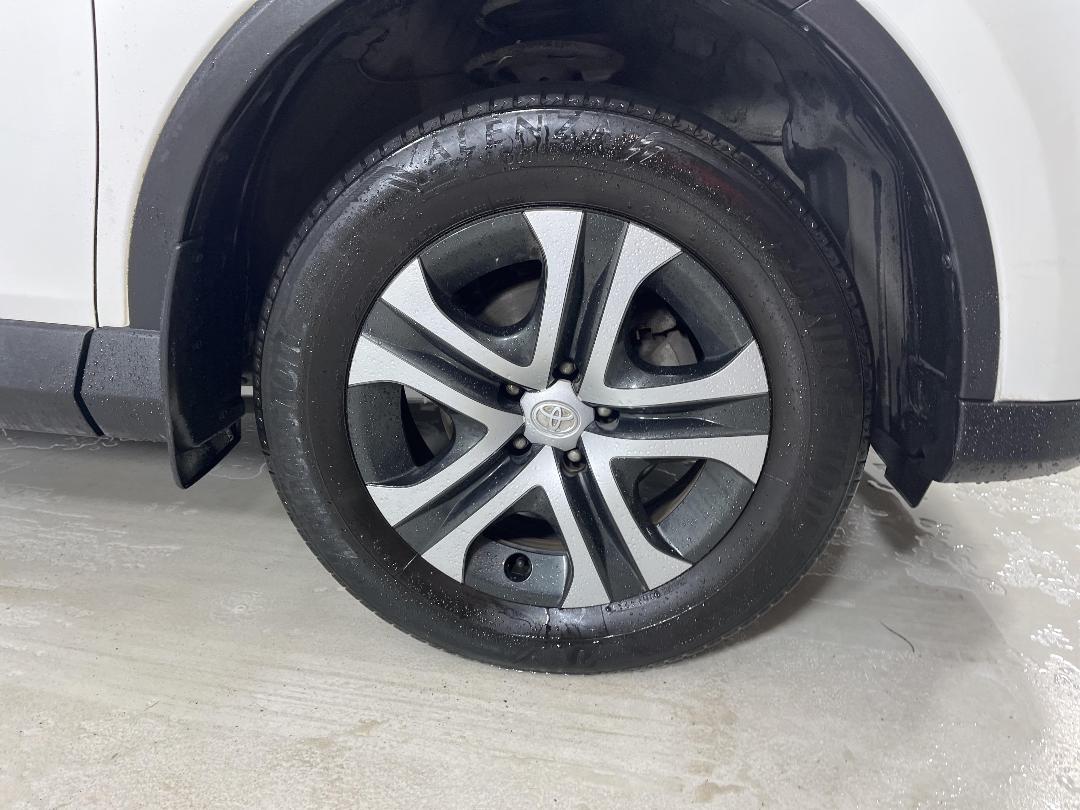 Photo '9' of Toyota Rav4 Photo '9' of Toyota Rav4