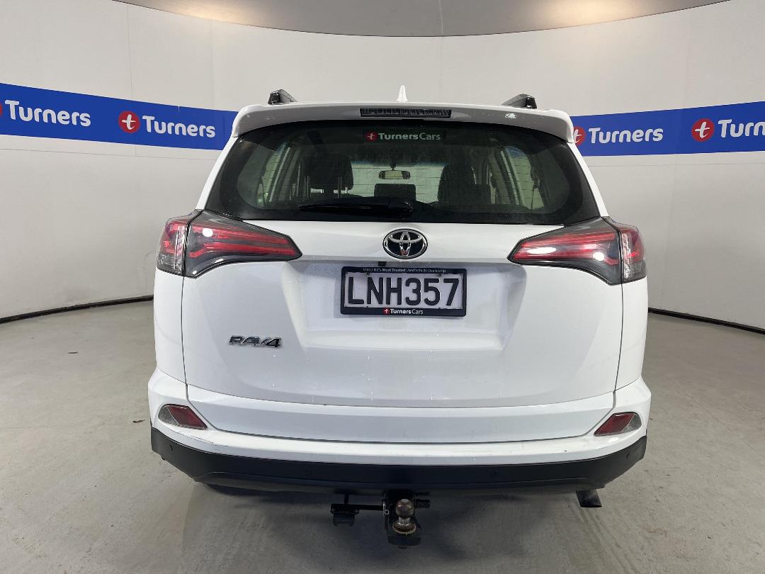 Photo '6' of Toyota Rav4 Photo '6' of Toyota Rav4