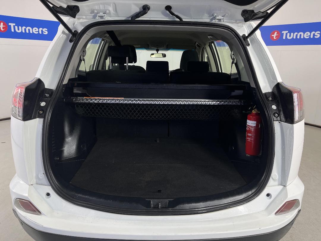 Photo '14' of Toyota Rav4 Photo '14' of Toyota Rav4