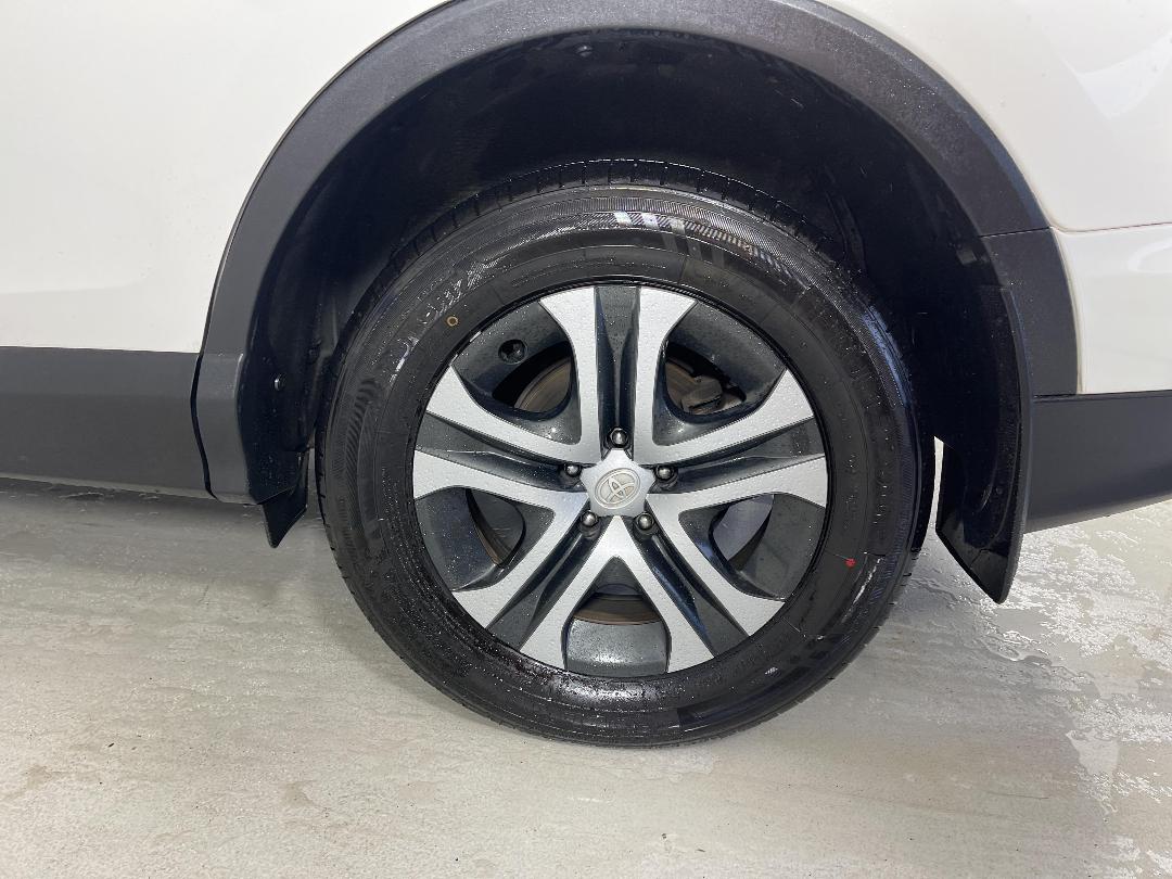 Photo '11' of Toyota Rav4 Photo '11' of Toyota Rav4