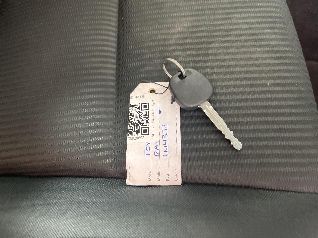 Photo '22' of Toyota Rav4 Photo '22' of Toyota Rav4