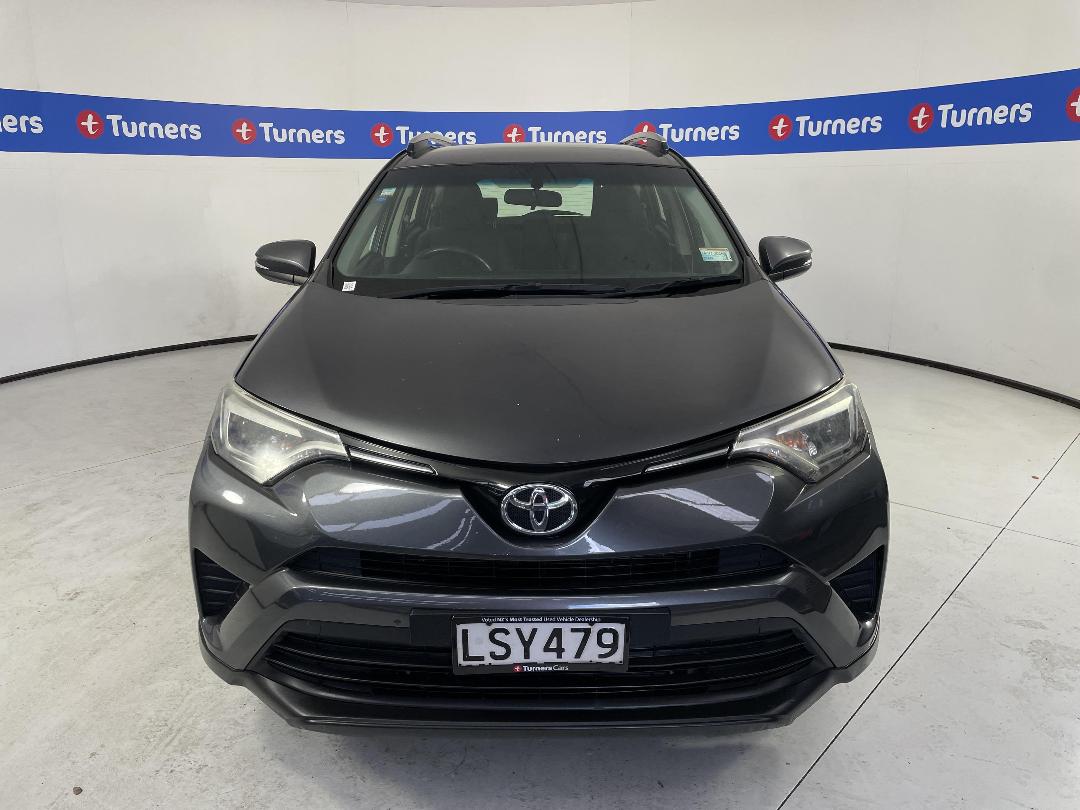 Photo '2' of Toyota Rav4