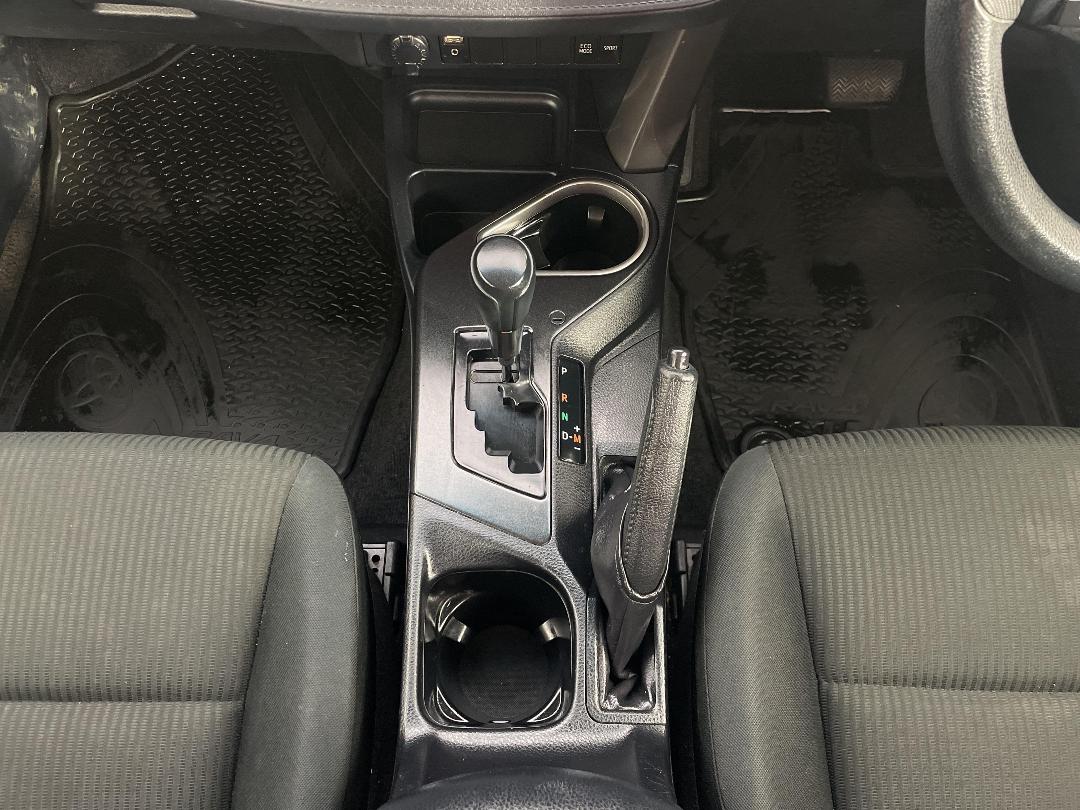 Photo '18' of Toyota Rav4