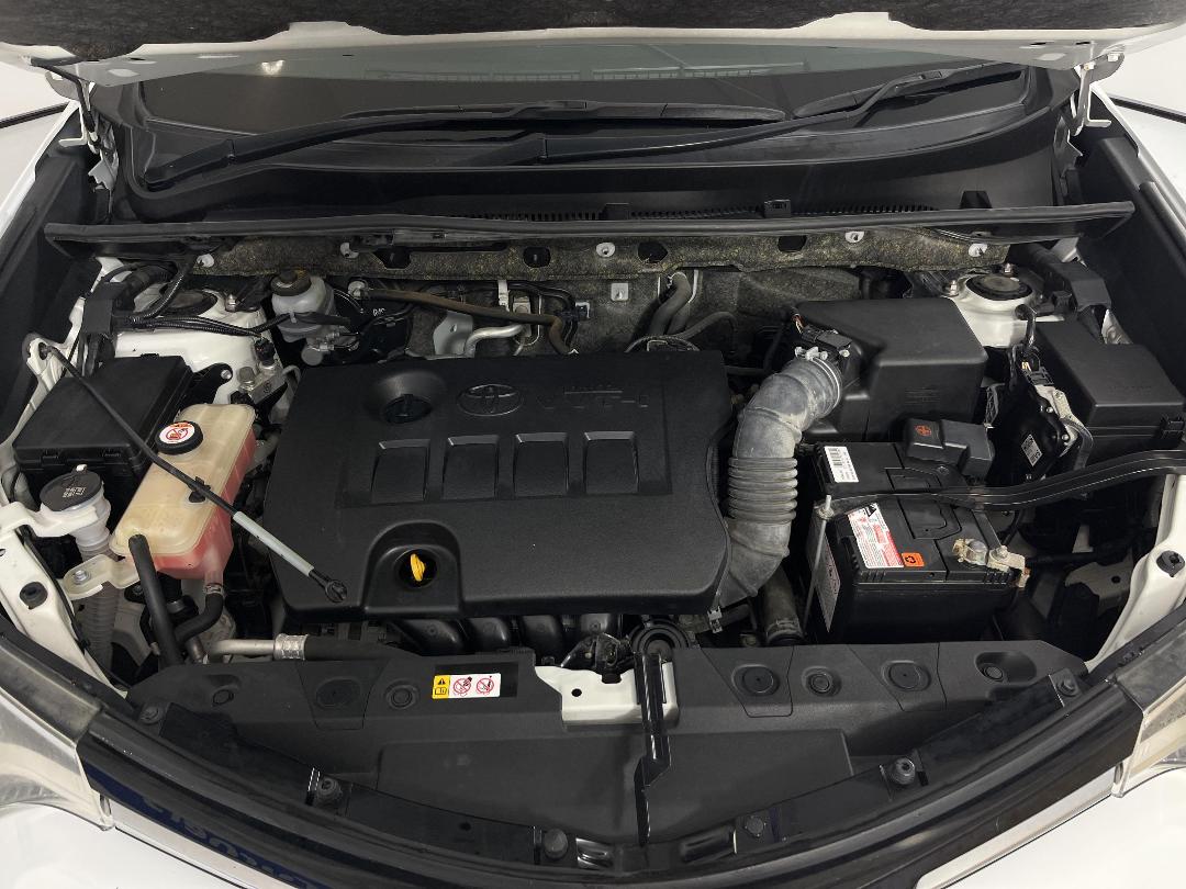 Photo '13' of Toyota Rav4