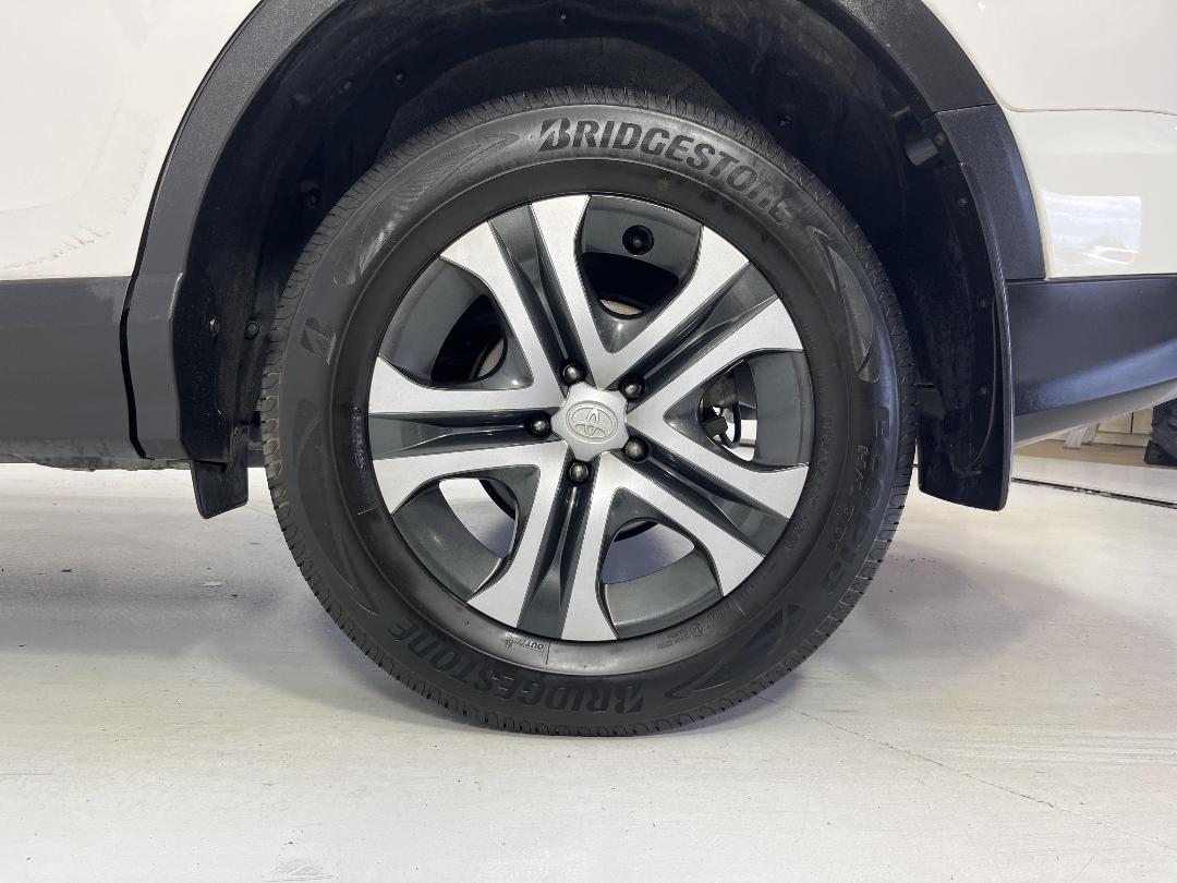 Photo '11' of Toyota Rav4