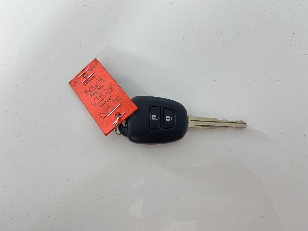 Photo '22' of Toyota Rav4