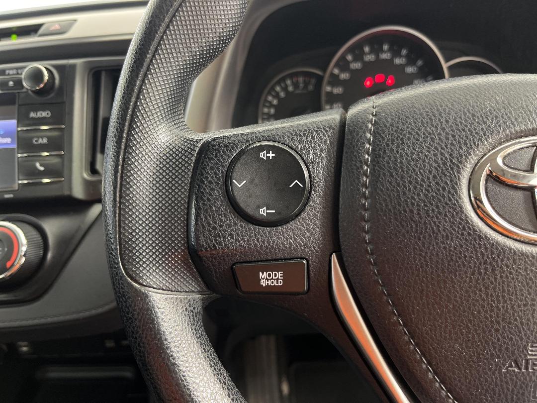 Photo '24' of Toyota Rav4