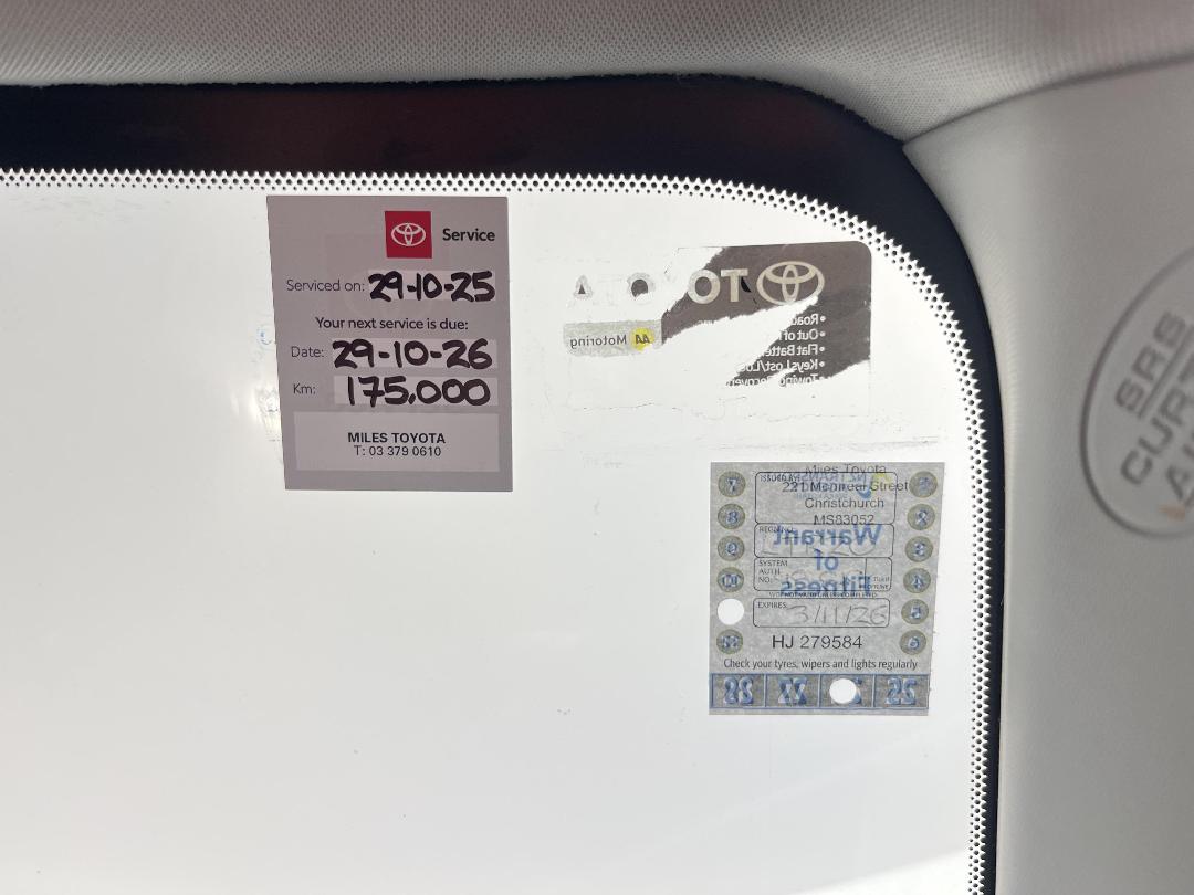 Photo '30' of Toyota Rav4