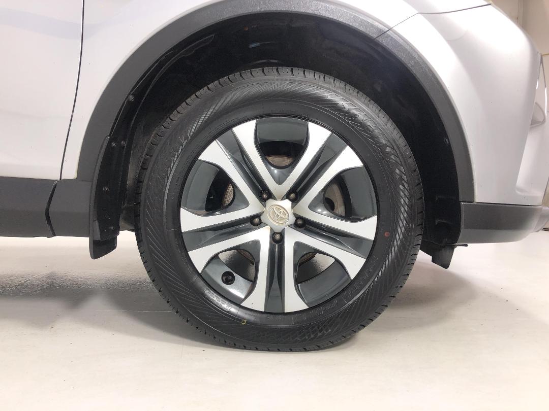 Photo '9' of Toyota Rav4 Photo '9' of Toyota Rav4