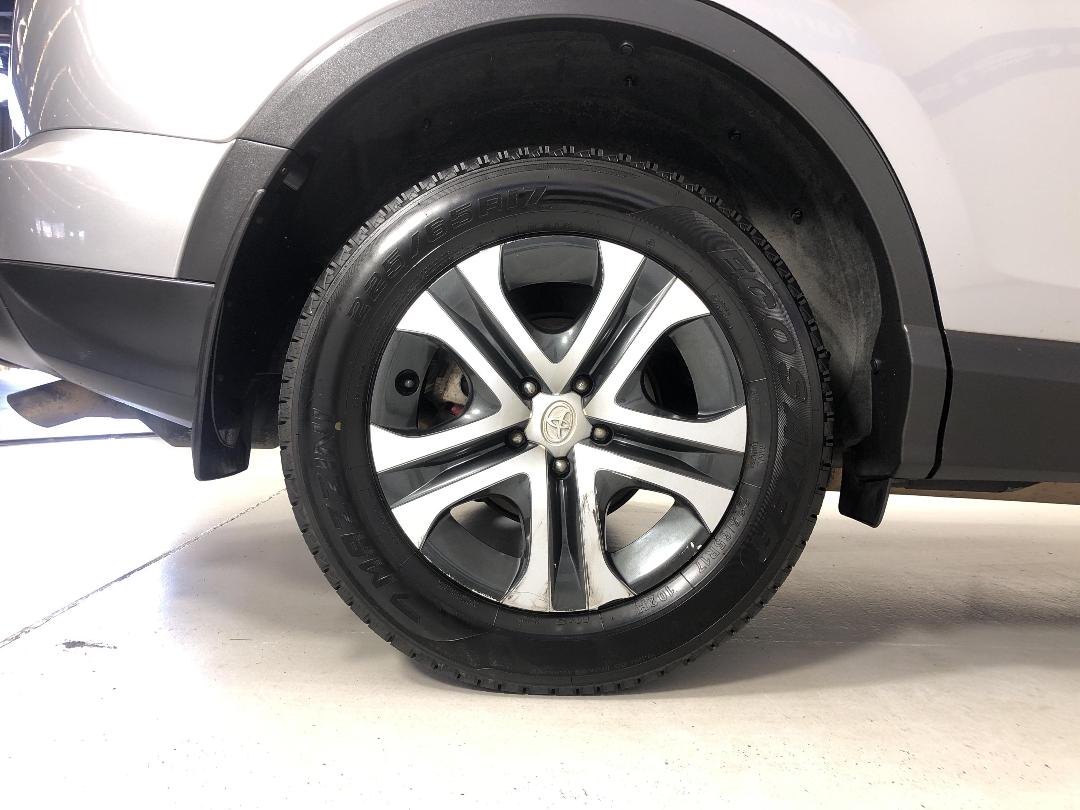 Photo '12' of Toyota Rav4 Photo '12' of Toyota Rav4