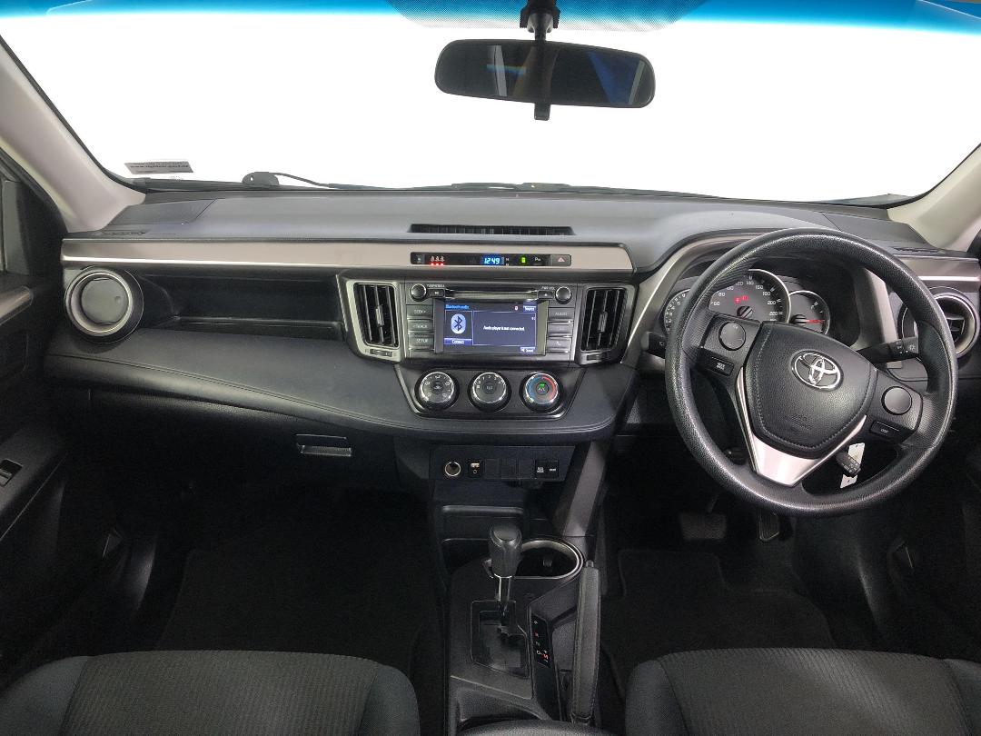 Photo '17' of Toyota Rav4 Photo '17' of Toyota Rav4