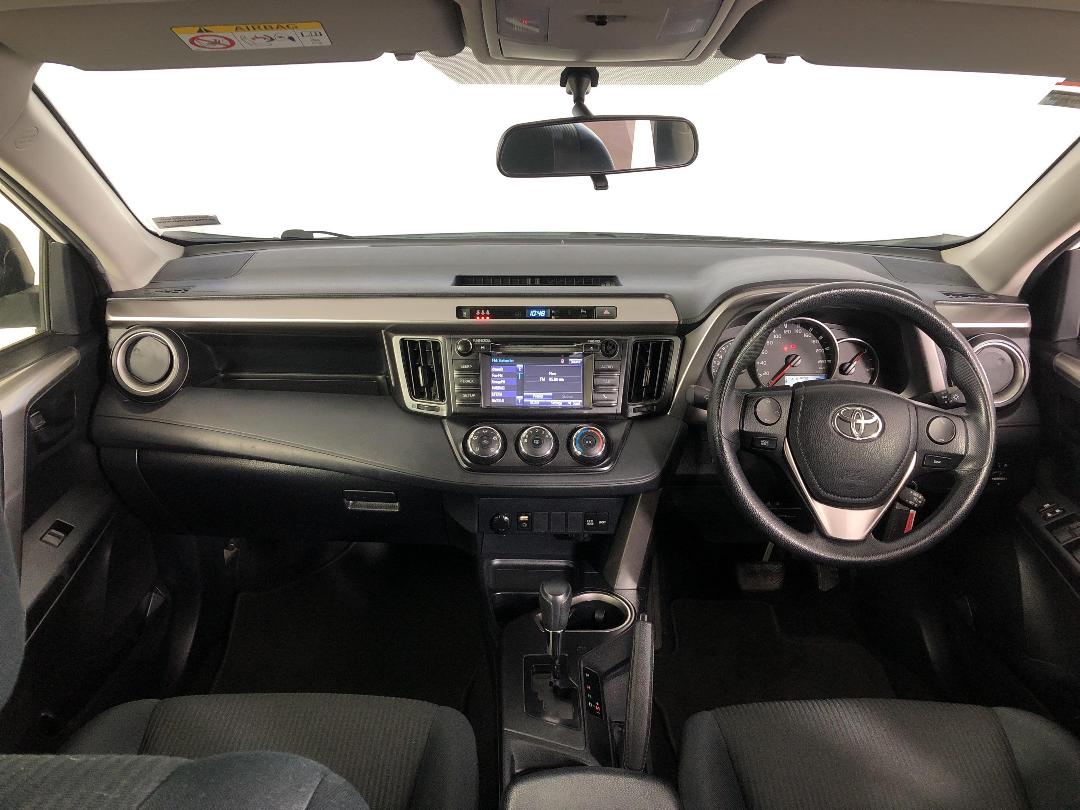 Photo '17' of Toyota Rav4