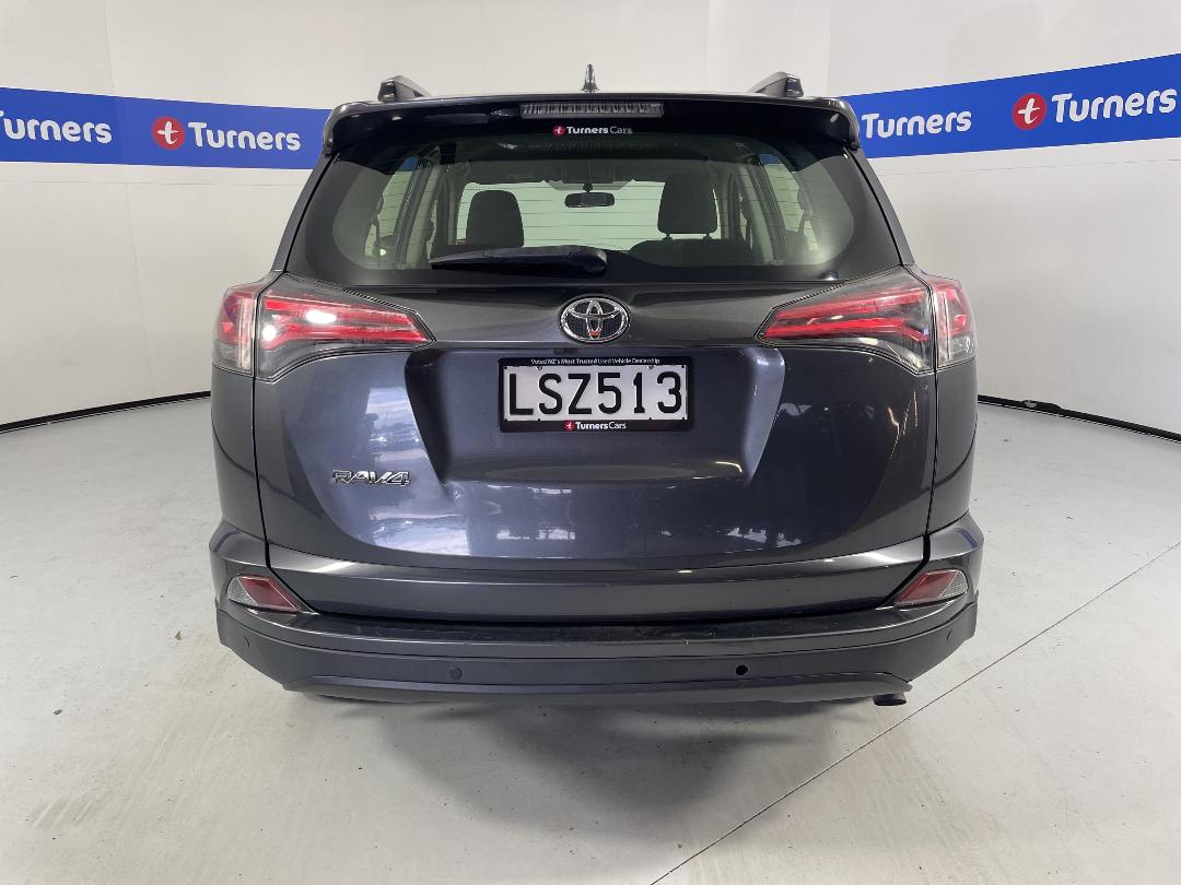 Photo '6' of Toyota Rav4 Photo '6' of Toyota Rav4