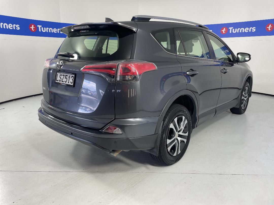 Photo '7' of Toyota Rav4 Photo '7' of Toyota Rav4