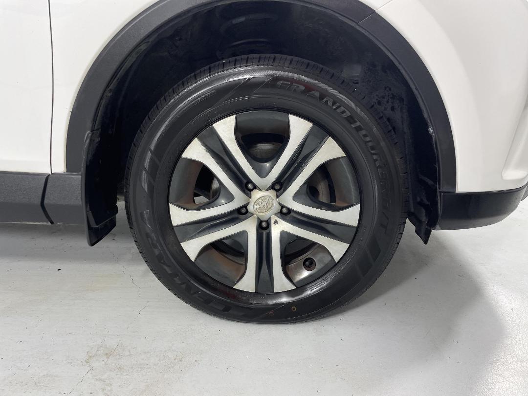 Photo '9' of Toyota Rav4