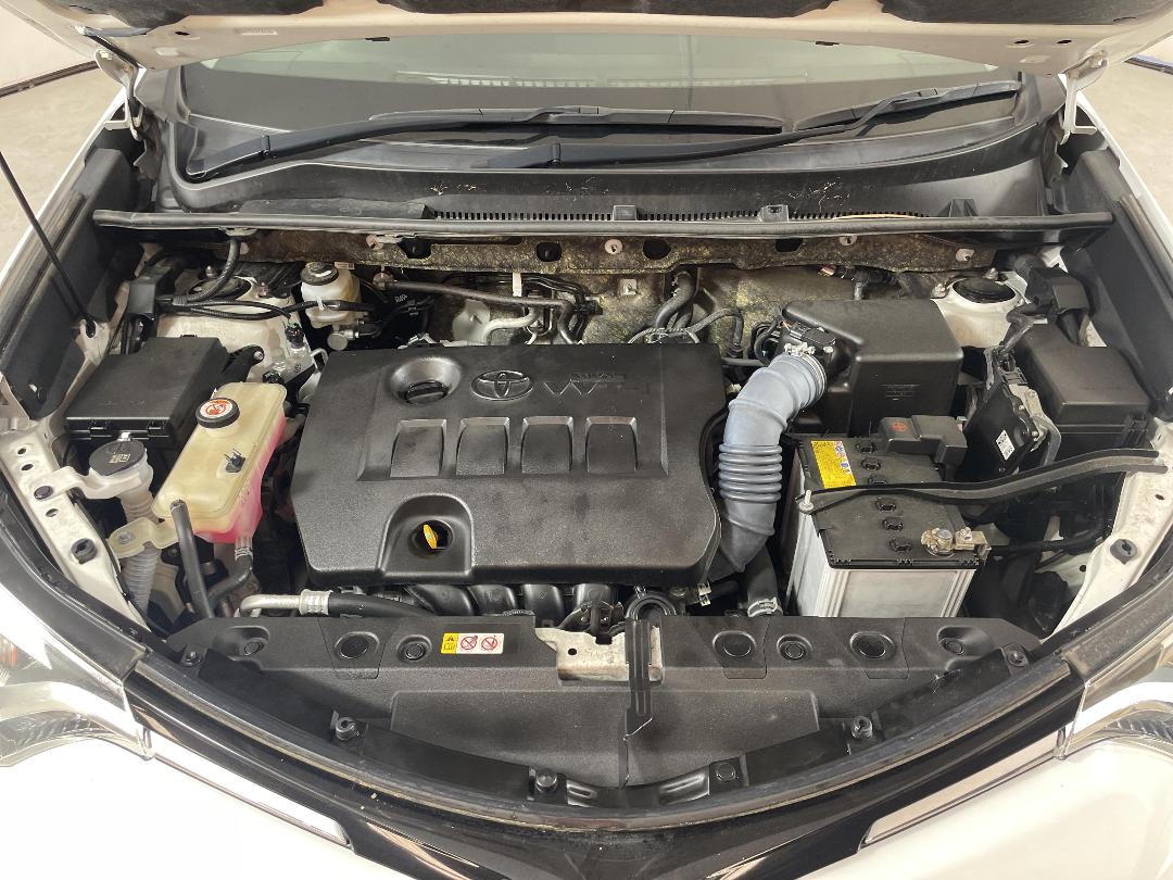 Photo '13' of Toyota Rav4