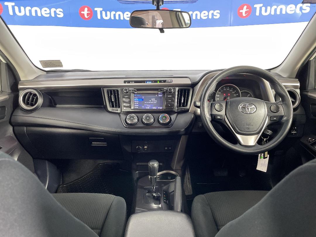 Photo '17' of Toyota Rav4 Photo '17' of Toyota Rav4