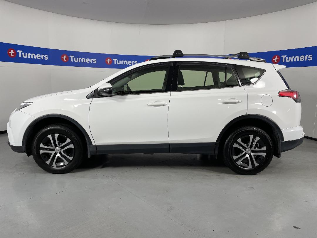 Photo '24' of Toyota Rav4 Photo '24' of Toyota Rav4