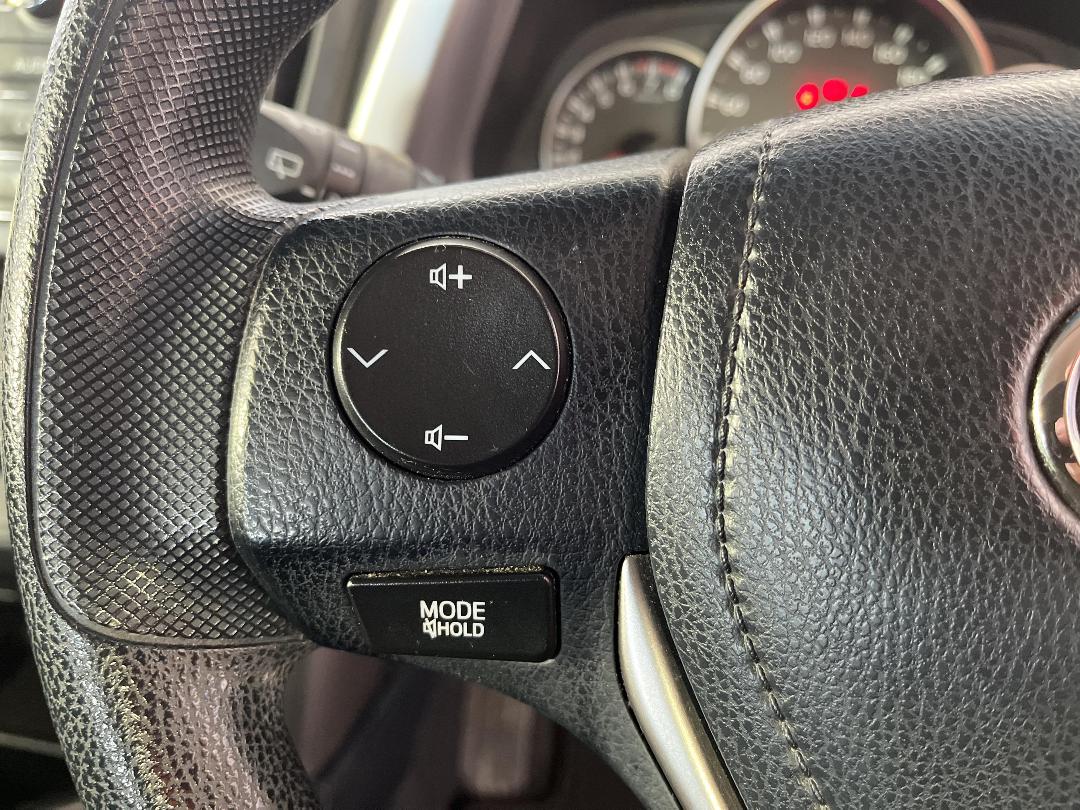 Photo '27' of Toyota Rav4