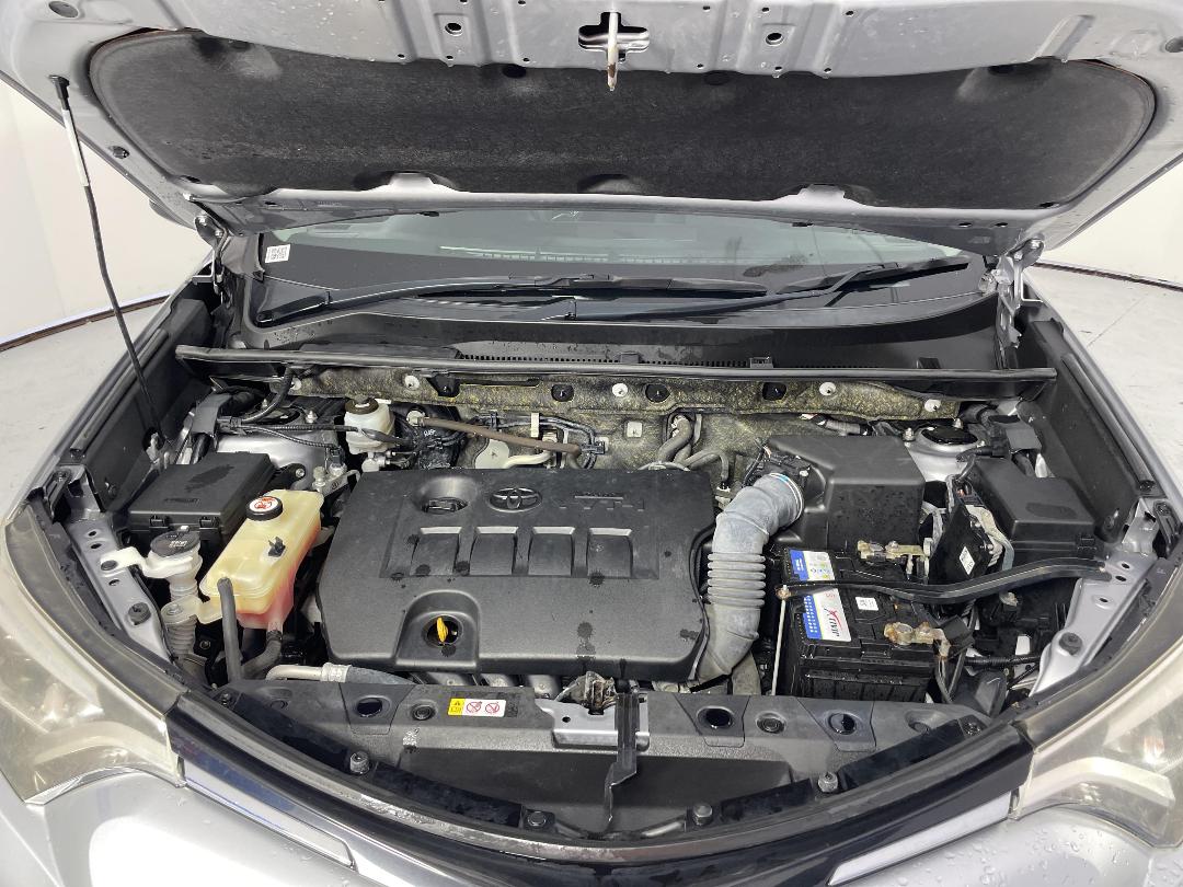 Photo '13' of Toyota Rav4