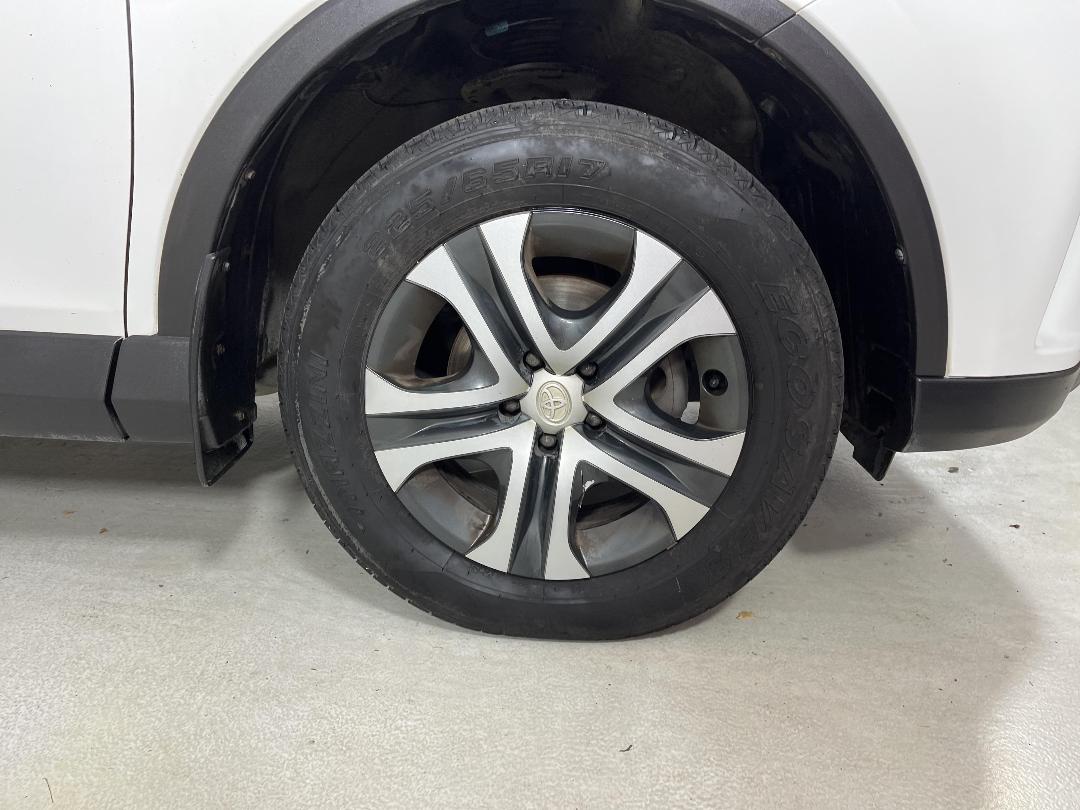 Photo '9' of Toyota Rav4