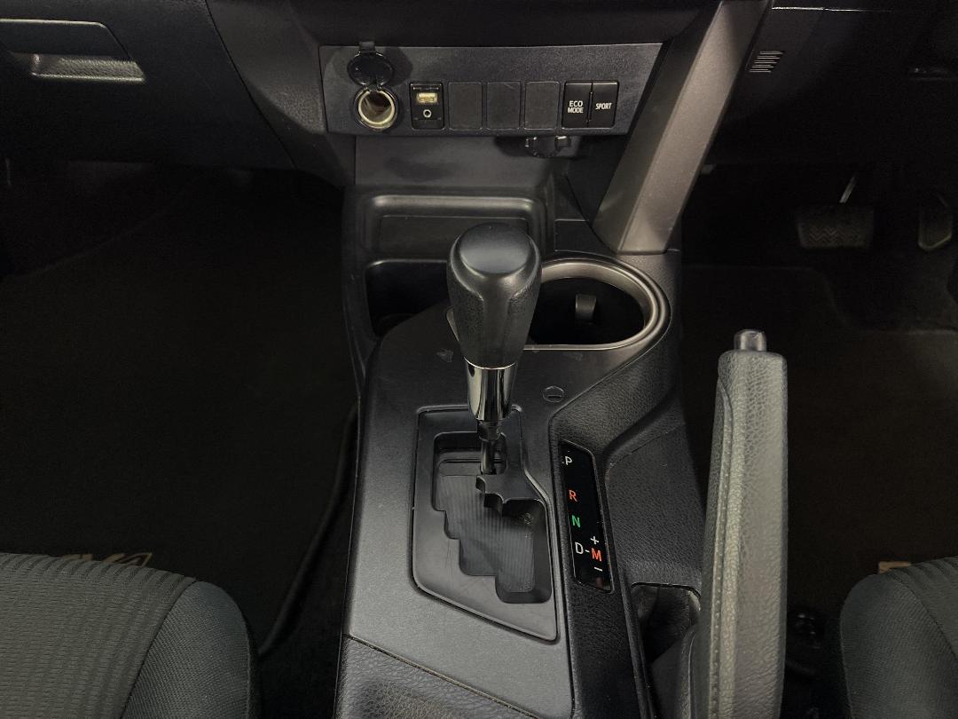 Photo '18' of Toyota Rav4