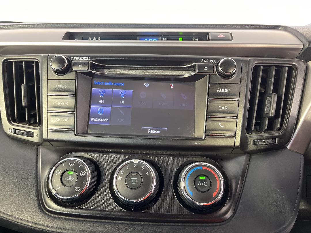 Photo '29' of Toyota Rav4