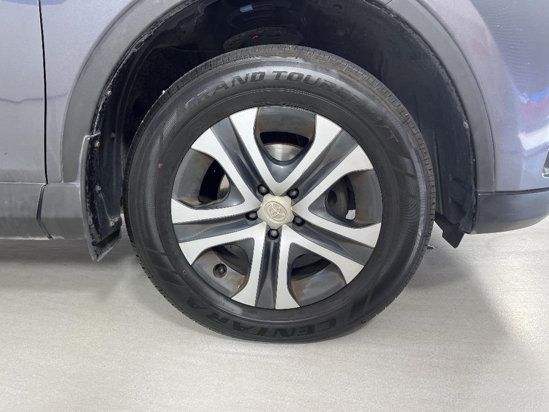 Photo '9' of Toyota Rav4 Photo '9' of Toyota Rav4