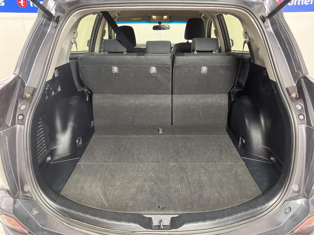 Photo '14' of Toyota Rav4 Photo '14' of Toyota Rav4