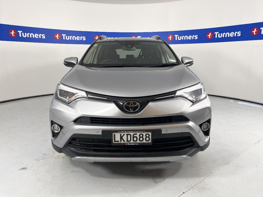 Photo '2' of Toyota Rav4