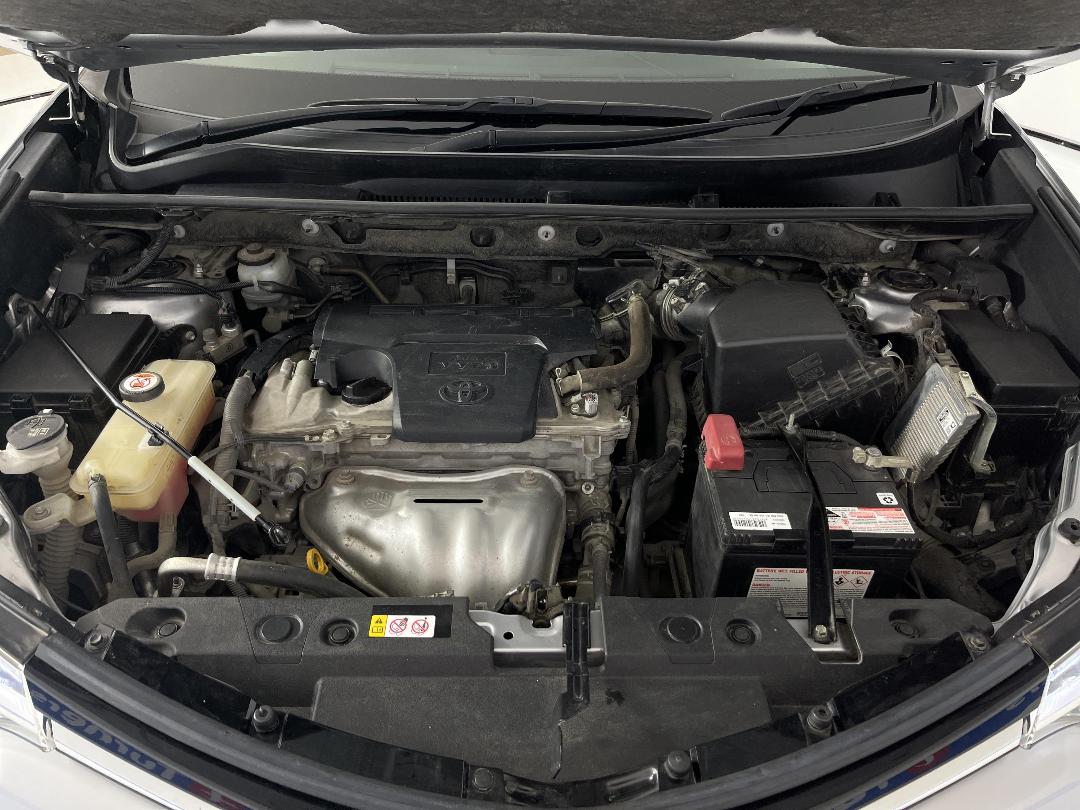 Photo '13' of Toyota Rav4