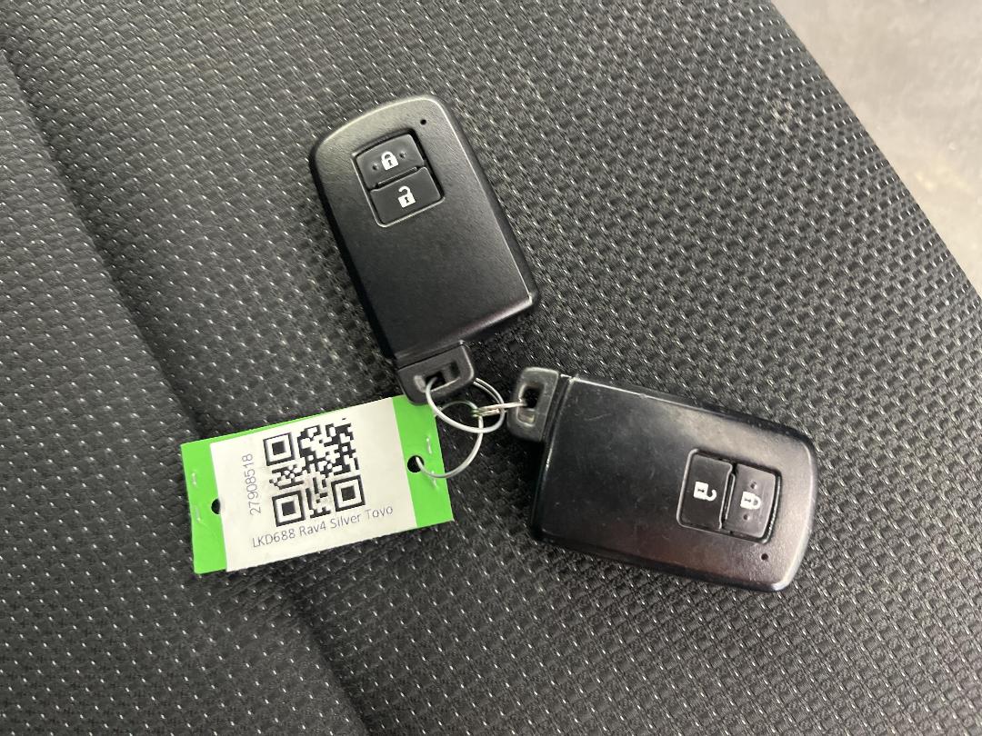 Photo '22' of Toyota Rav4