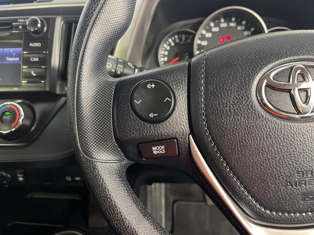 Photo '27' of Toyota Rav4