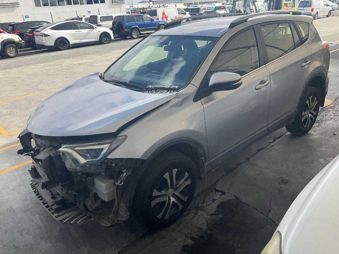 Photo '6' of Toyota Rav4 GX SUV