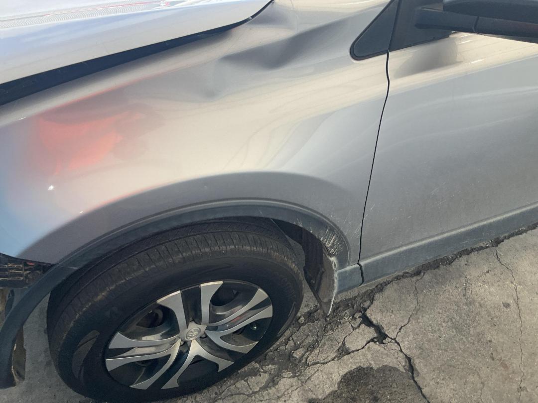 Photo '9' of Toyota Rav4 GX SUV