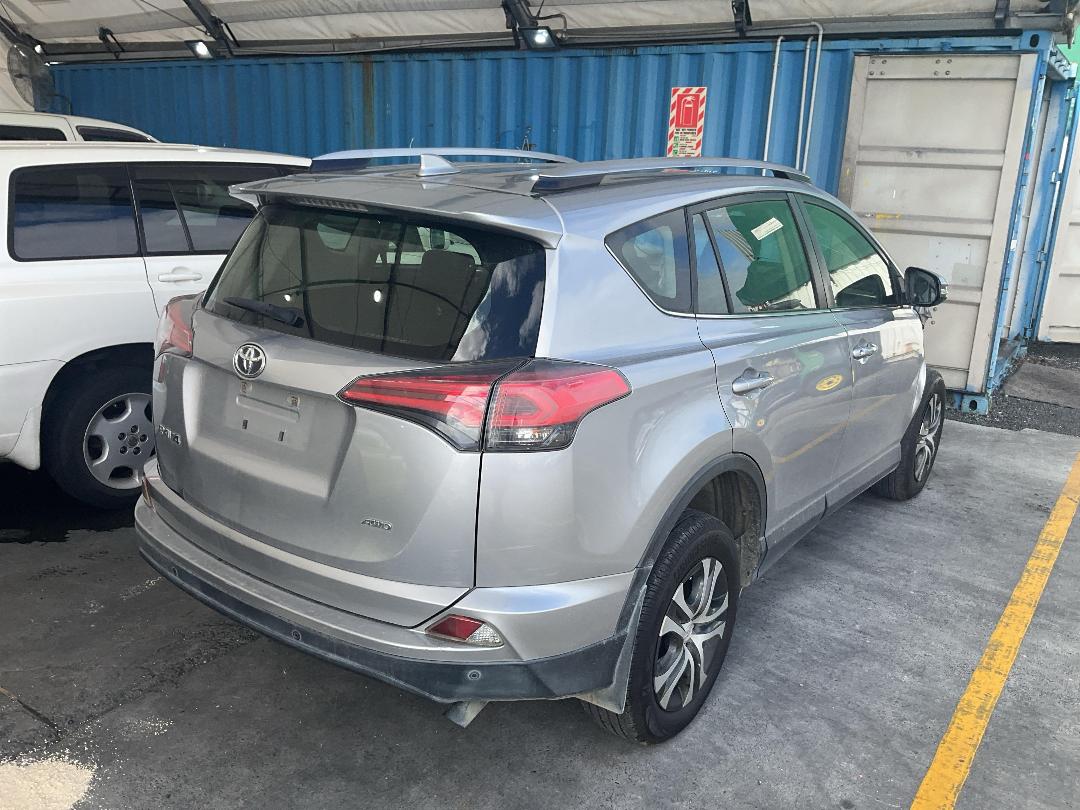 Photo '15' of Toyota Rav4 GX SUV