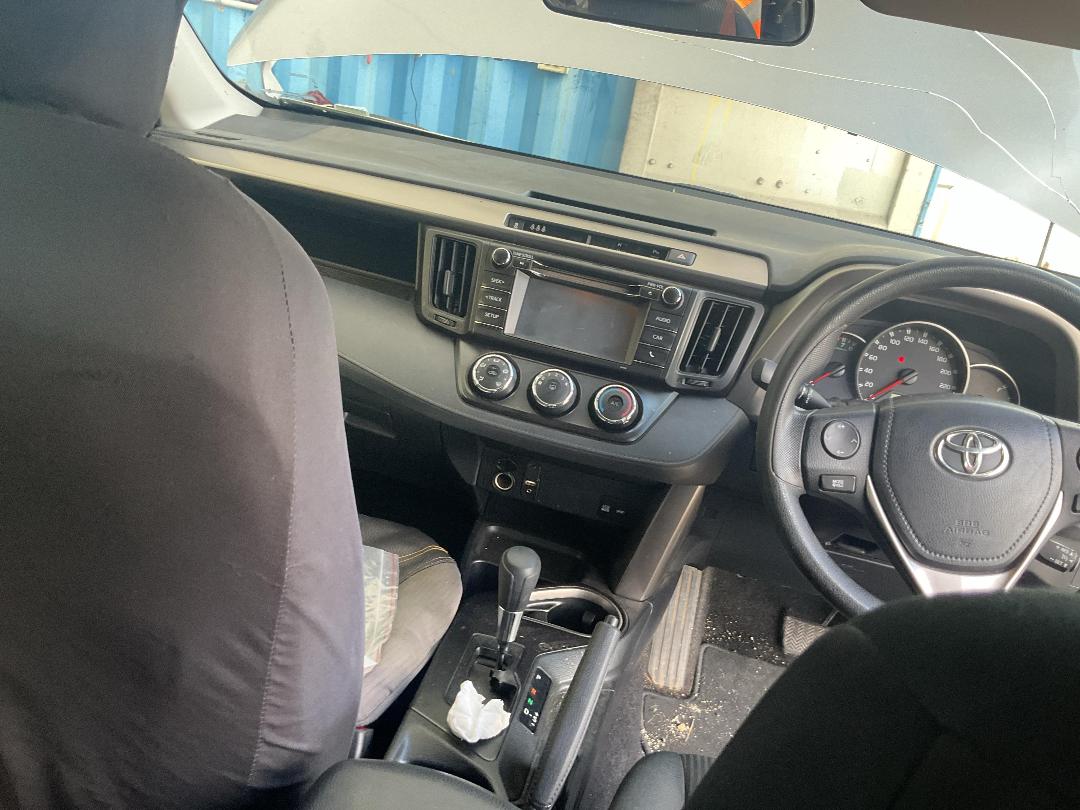 Photo '26' of Toyota Rav4 GX SUV